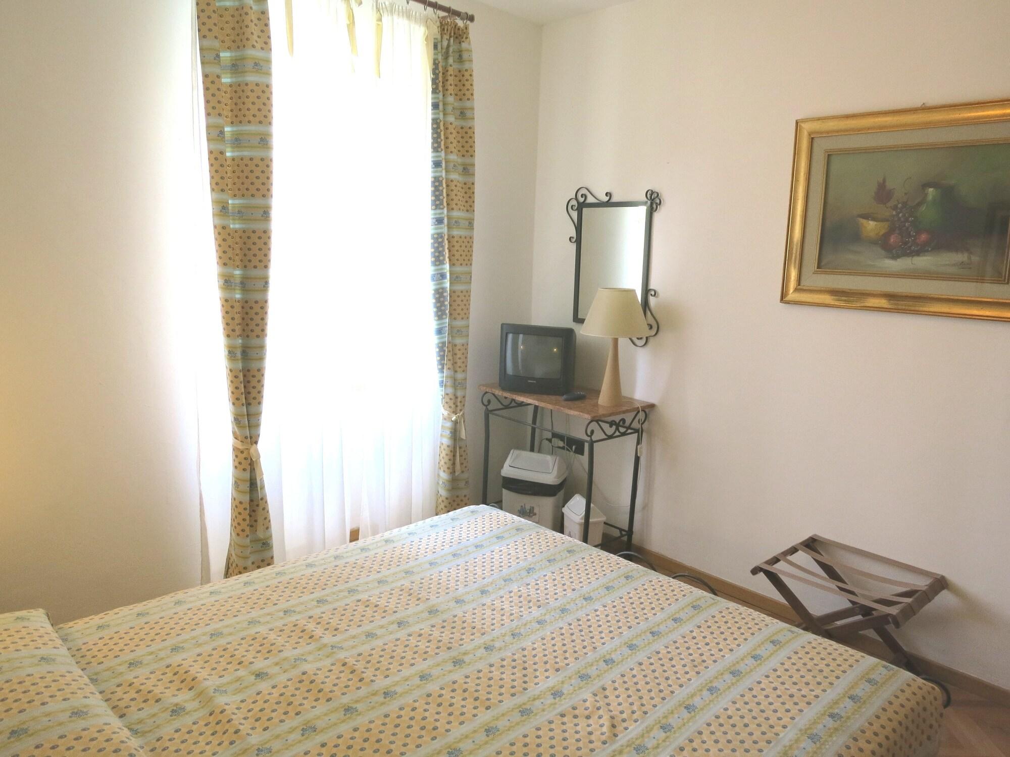 epOche Hotel Zanella 1889 Torbole Sul Garda Esterno foto