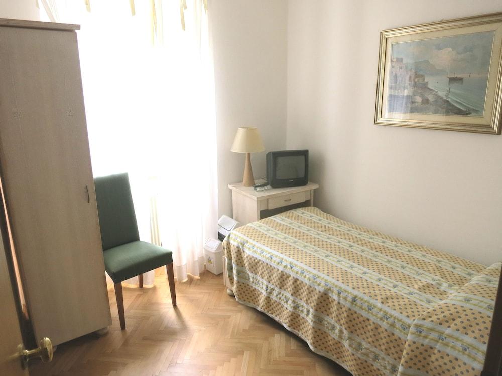 epOche Hotel Zanella 1889 Torbole Sul Garda Esterno foto